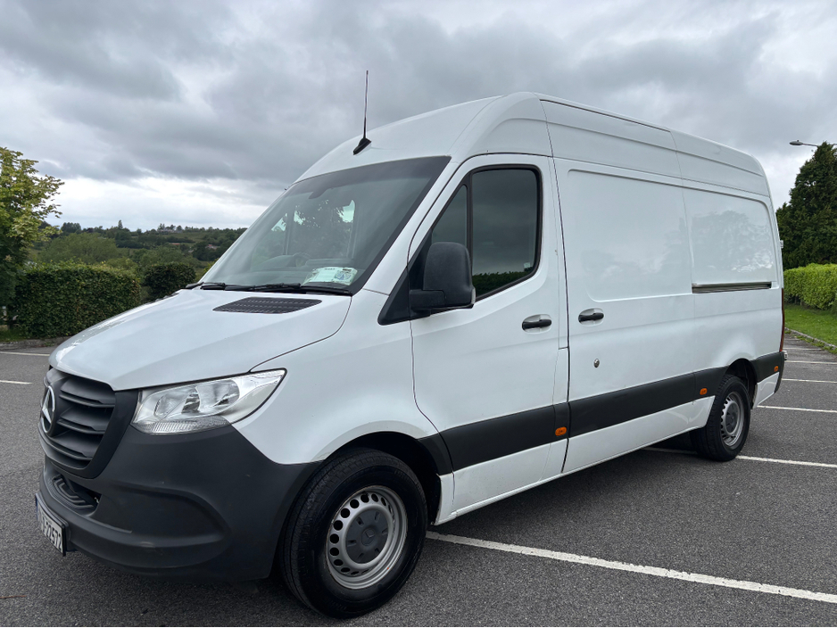 2020 Mercedes-Benz Sprinter 2.1L Diesel For Sale Images