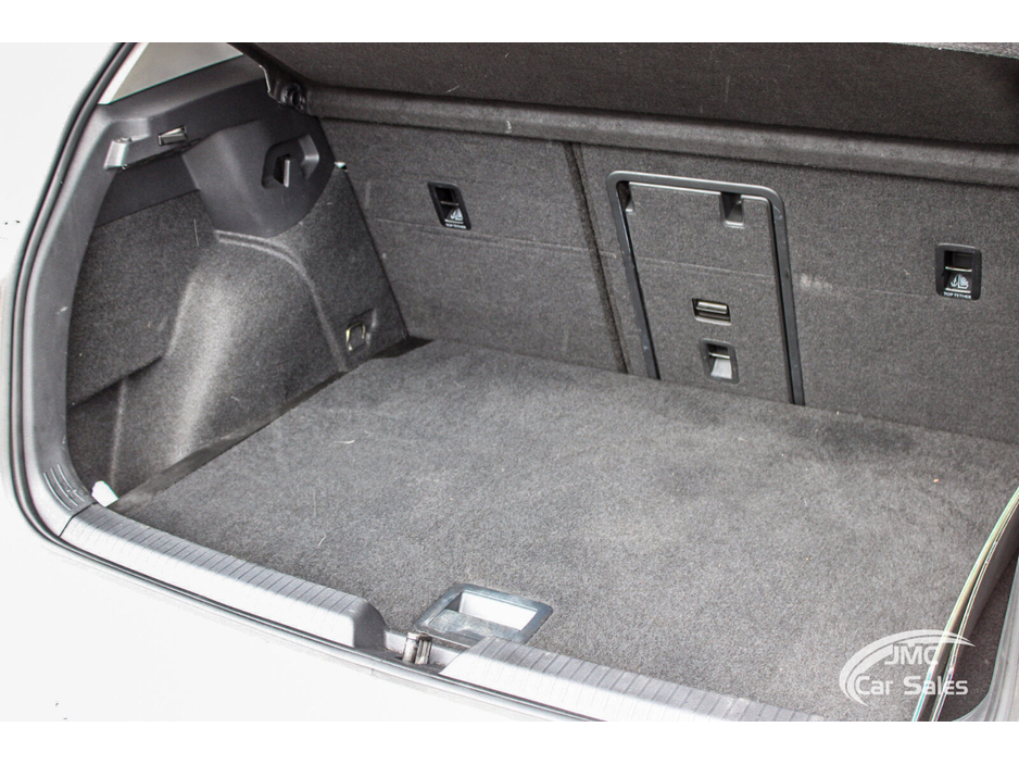 2022 Volkswagen Golf 2L Diesel For Sale Images