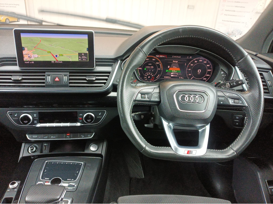 2021 Audi Q5 2L Petrol Plug-in Hybrid For Sale Images