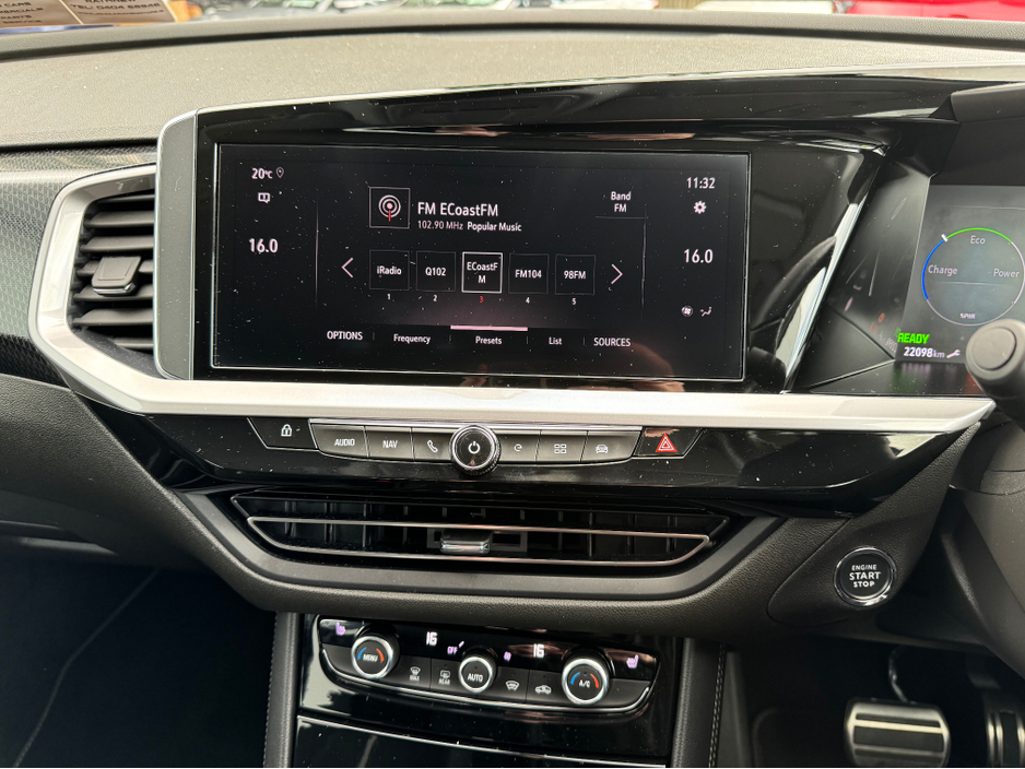 2023 Opel Grandland 1.6L Petrol Plug-in Hybrid For Sale Images