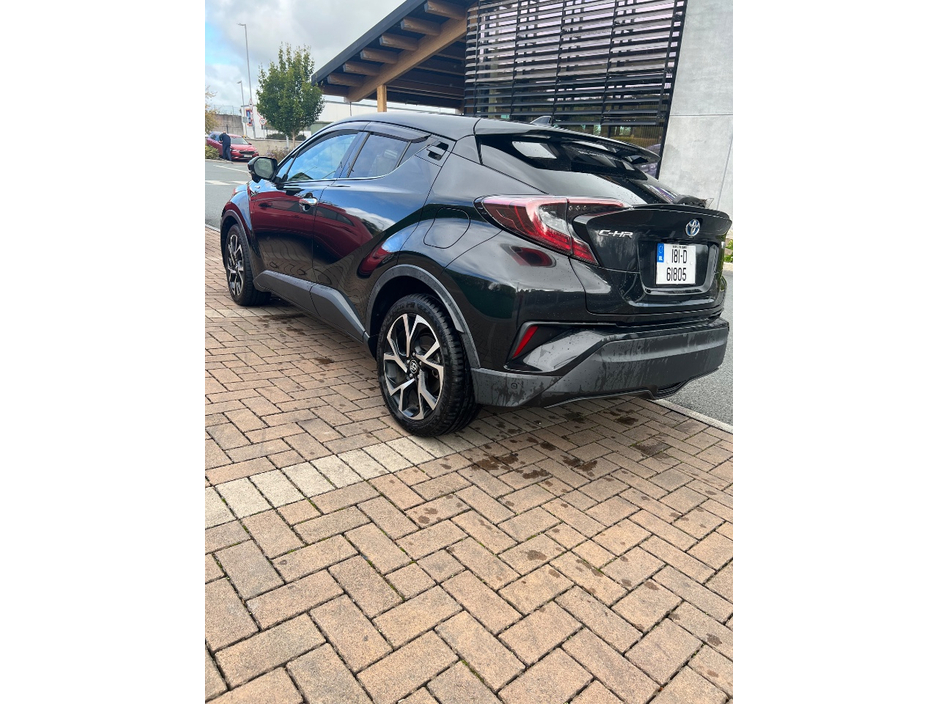 Toyota C-HR DAA-ZYX10
