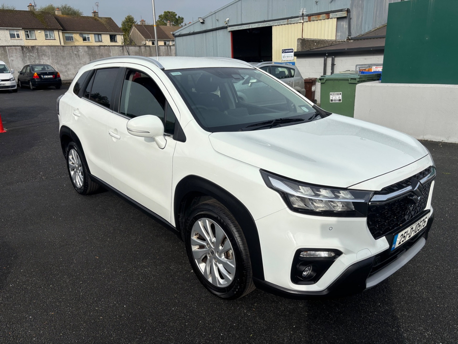 2025 Suzuki SX4 1.5L Petrol For Sale Images