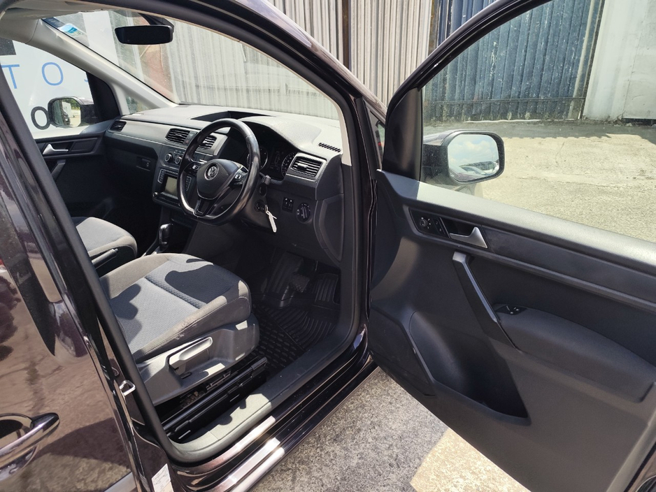 2021 Volkswagen Caddy Maxi Life 2L Diesel For Sale Images