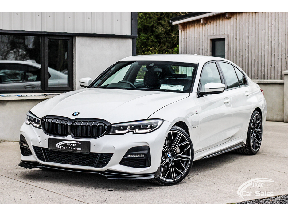 BMW 3 Series 330e M Sport Auto