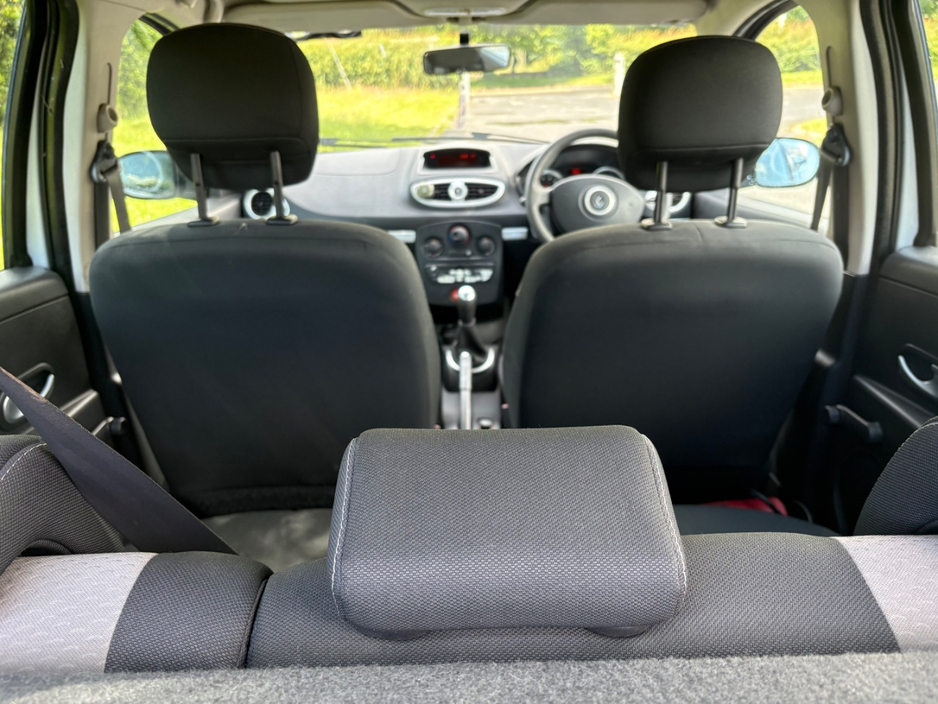 2011 Renault Clio 1.1L Petrol For Sale Images