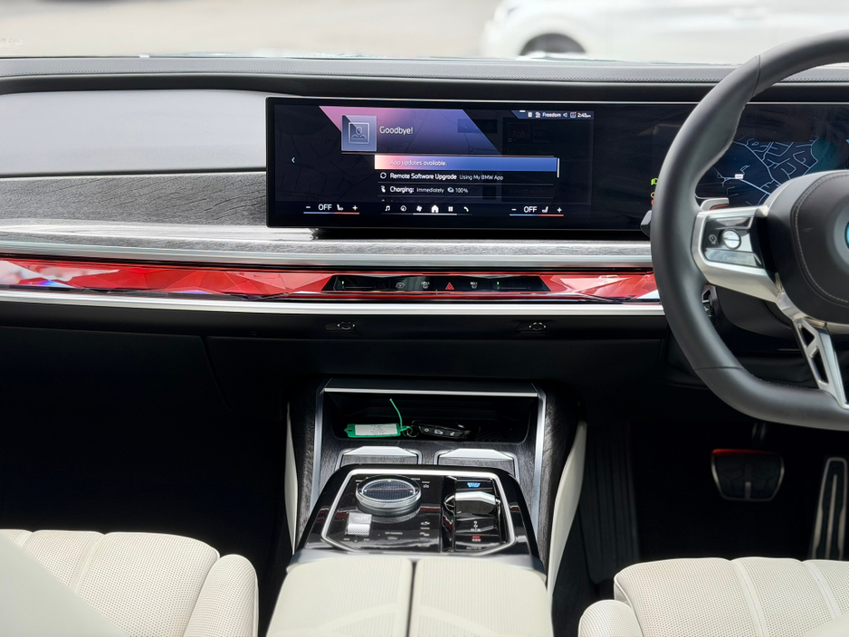 2025 BMW i7 0L Electric For Sale Images