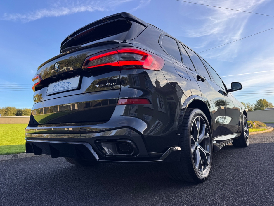 2022 BMW X5 3L Petrol Plug-in Hybrid For Sale Images