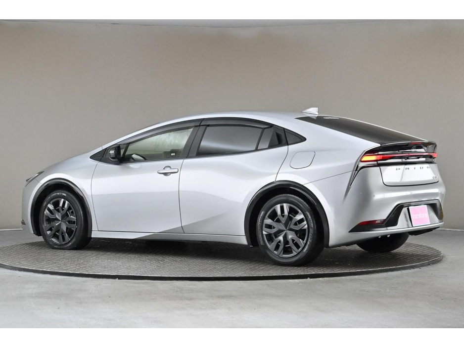 Toyota Prius *JUST REDUCED* 1.8 SELF CHARGING HYBRID *REVERSE CAM*PARK SENSORS* — thumbnail 6