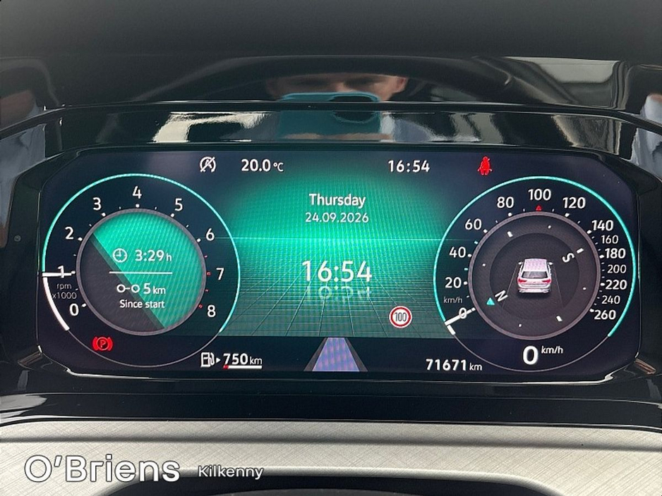 Volkswagen Golf 1.0 TSI 110HP Life 1 OWNER - PRISTINE CAR - IN STOCK & READY FOR COLLECTION — thumbnail 12
