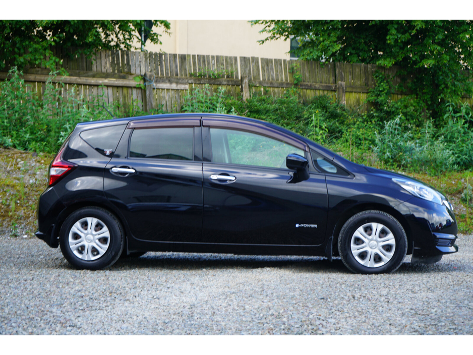 Nissan Note — thumbnail 2