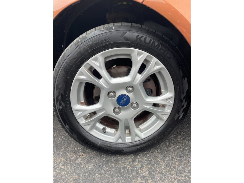 Ford Fiesta 1.0 65PS ZETEC — thumbnail 14