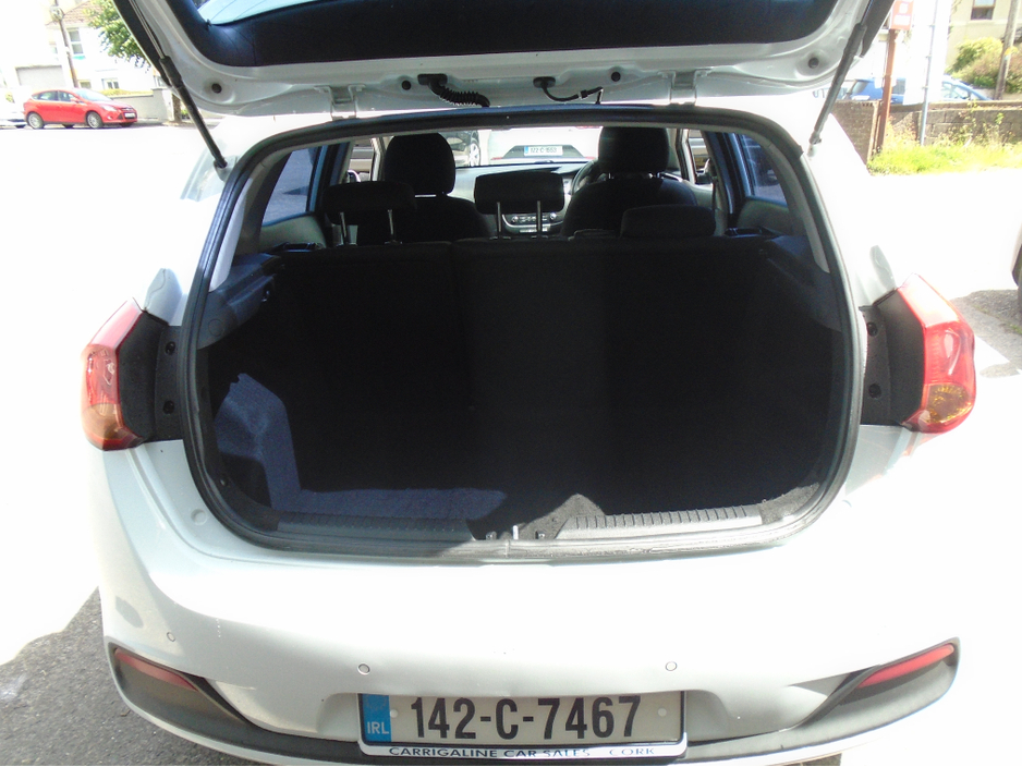 2014 Kia Ceed 1.4L Petrol For Sale Images
