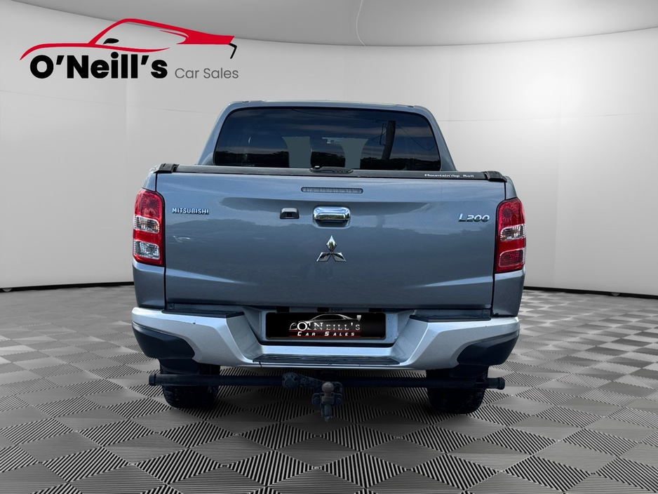 2016 Mitsubishi L200 2.4L Diesel For Sale Images
