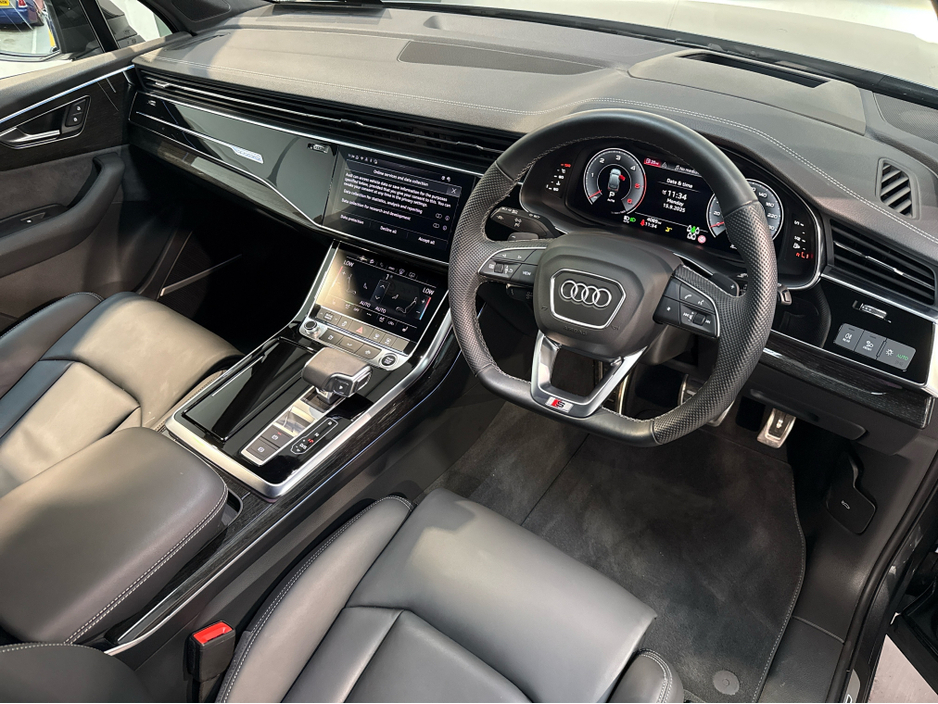 2025 Audi Q7 3L Diesel For Sale Images