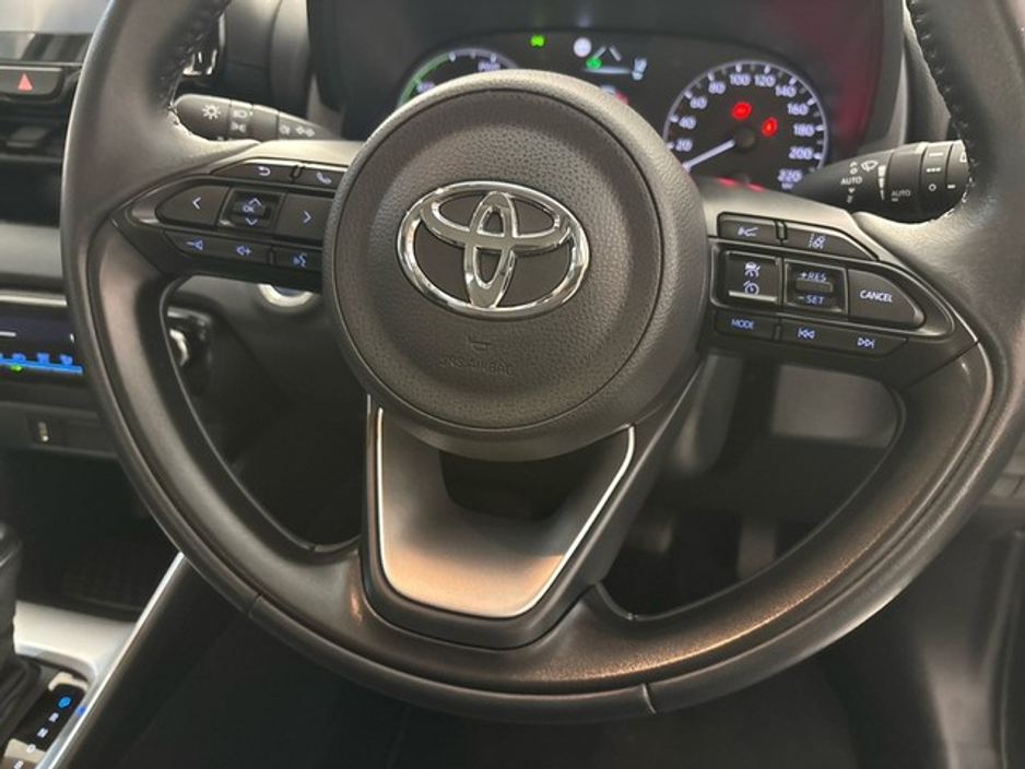 Toyota Yaris HYBRID LUNA — thumbnail 12