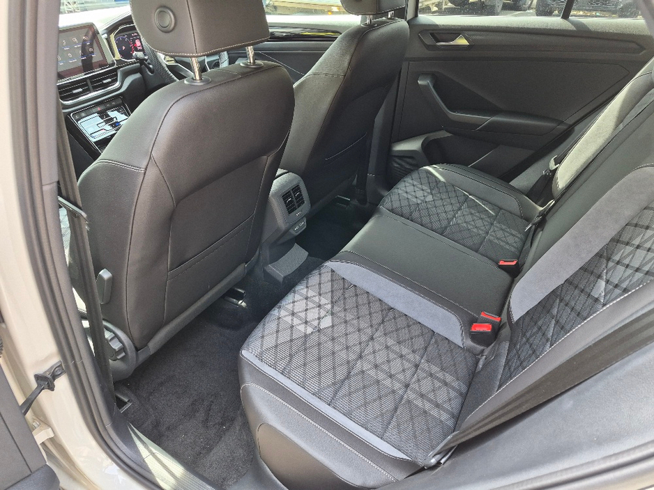 2023 Volkswagen T-Roc 2L Diesel For Sale Images