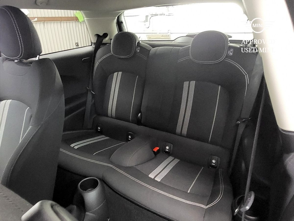 2019 MINI Hatch 2L Petrol For Sale Images