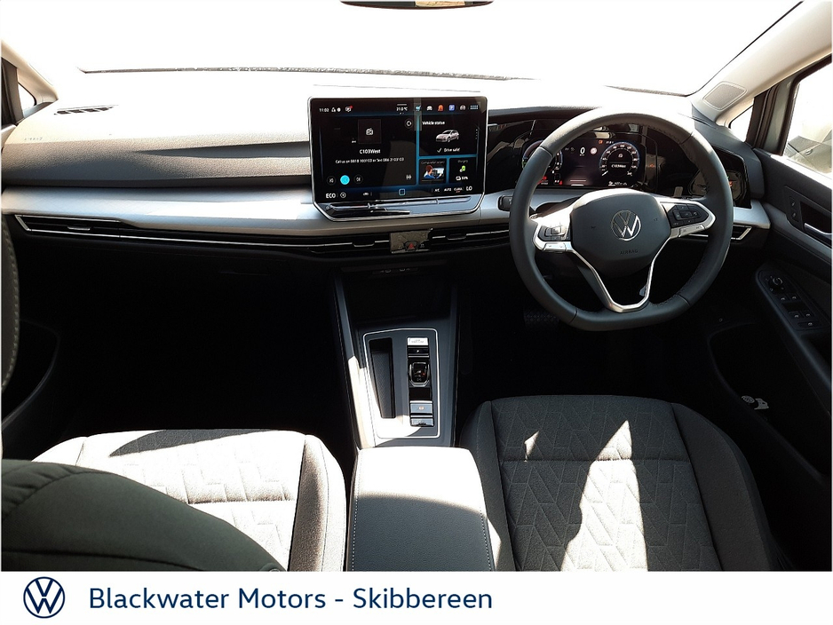 Volkswagen Golf 1.5 TSI 150HP EDITION 75 PHEV — thumbnail 2