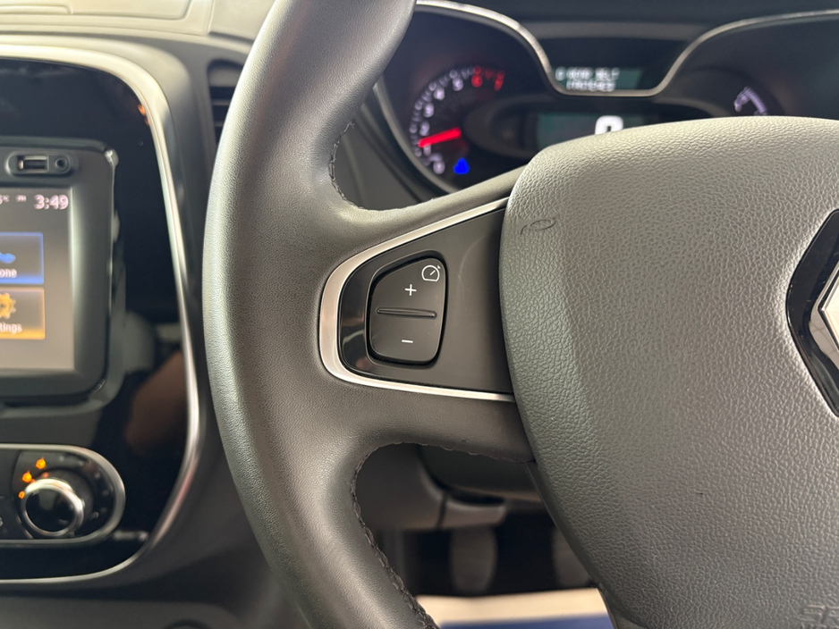2019 Renault Captur 0.9L Petrol For Sale Images