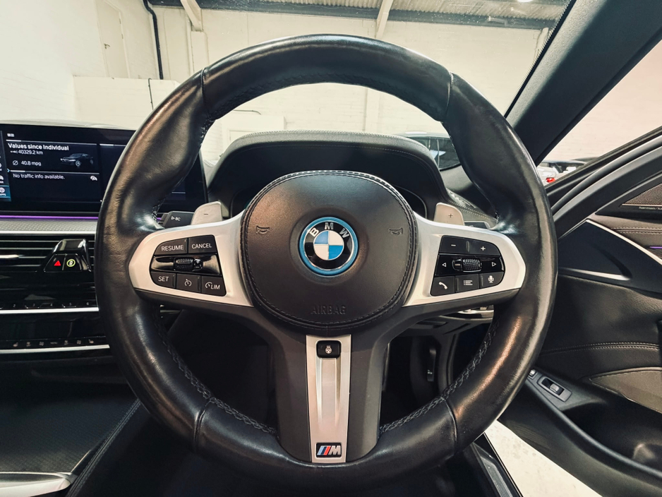 2022 BMW 5 Series 2L Petrol Plug-in Hybrid For Sale Images