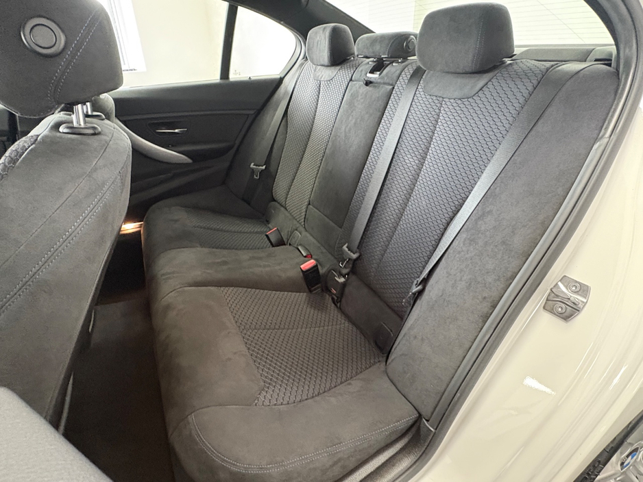 2015 BMW 3 Series 2L Diesel For Sale Images