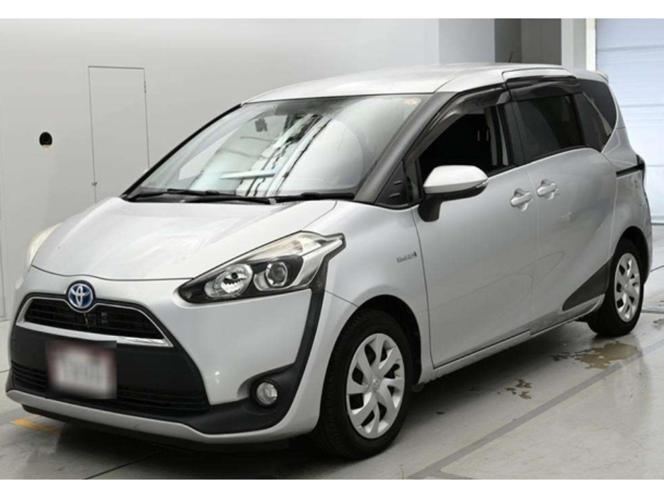 Toyota Sienta 1.5 Petrol Hybrid Auto
