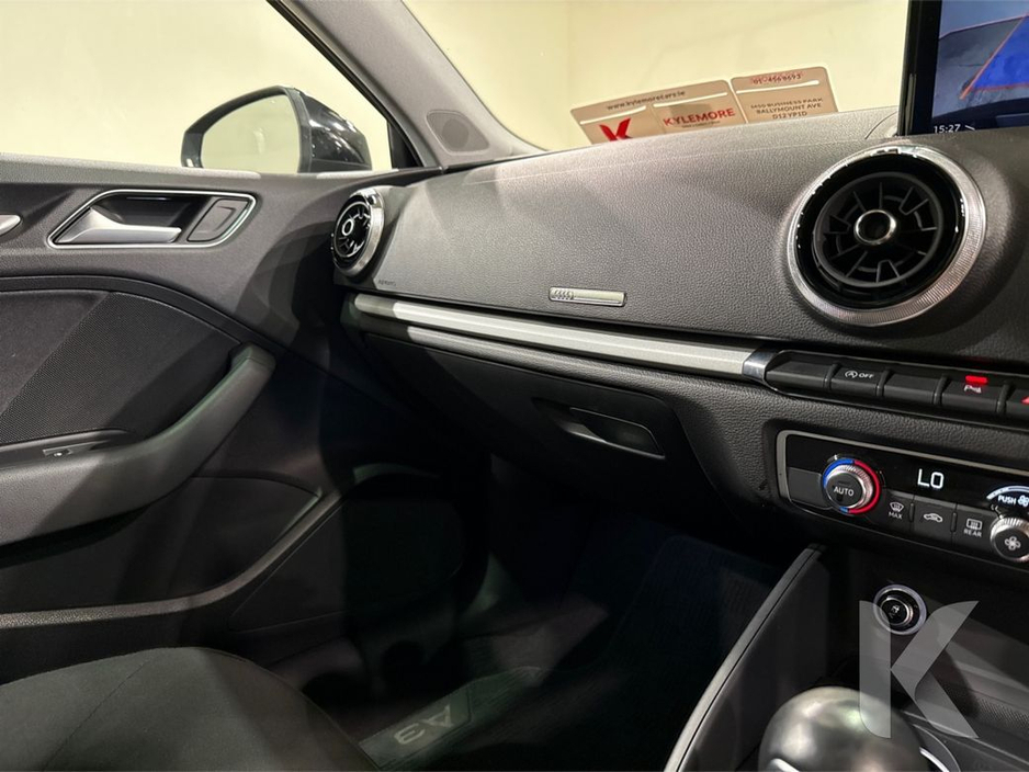 Audi A3 1.4 TFSI AUTOMATIC - FACTORY ALLOYS - CRUISE CONTROL - REAR CAMERA — thumbnail 27