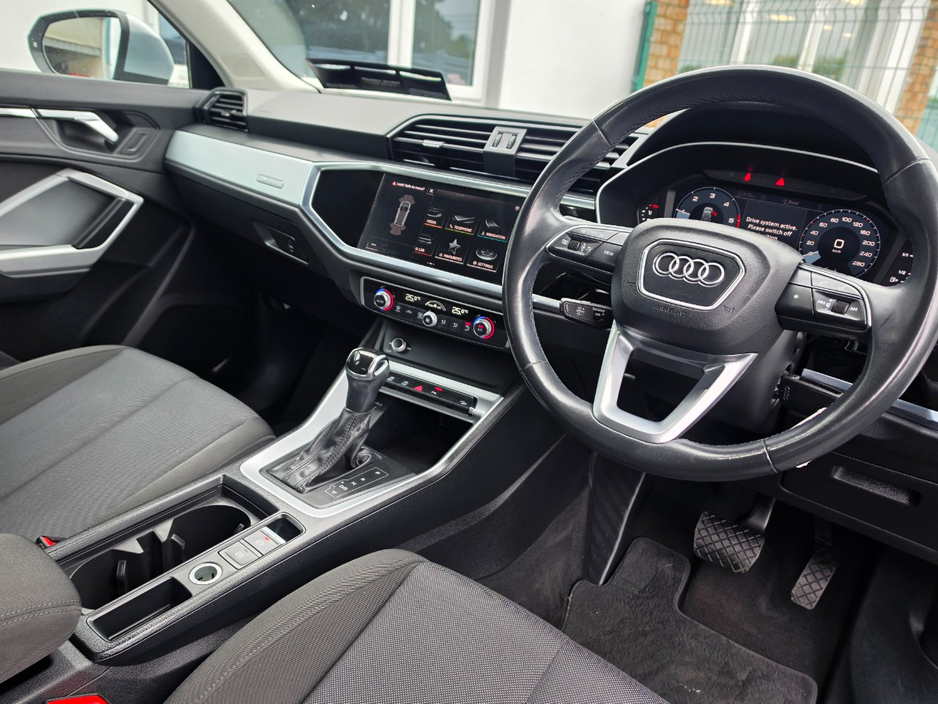 2021 Audi Q3 2L Diesel For Sale Images