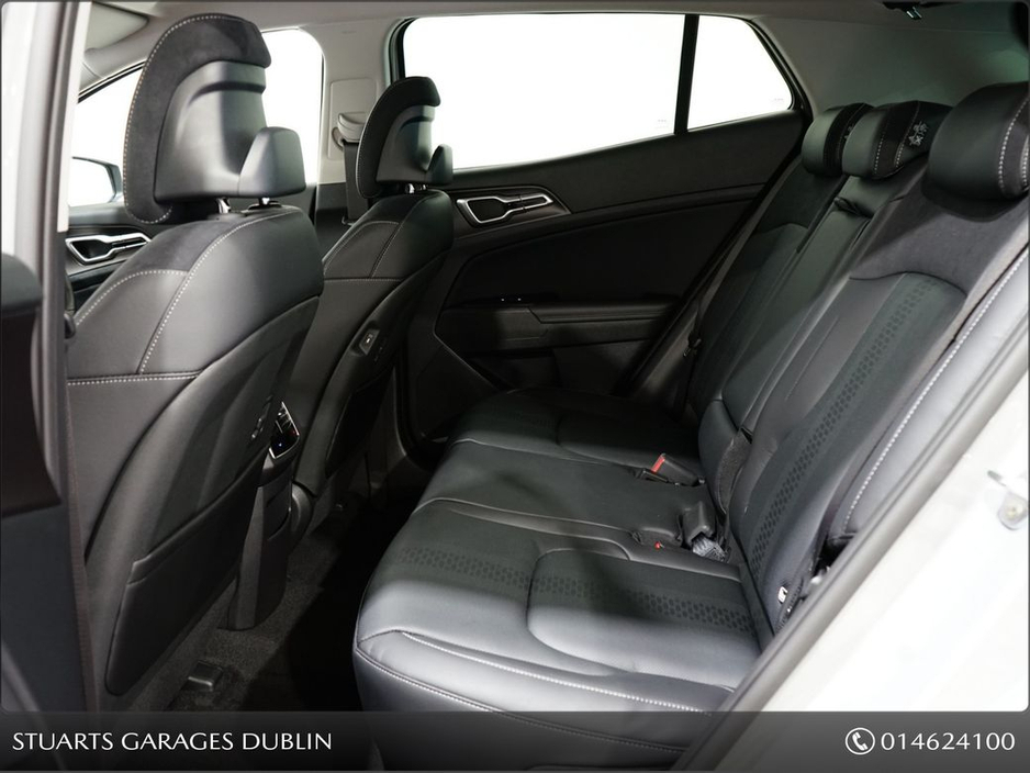 Kia Sportage PHEV *FACELIFTED MODEL WITH 0% FINANCE OPTIONS* — thumbnail 5