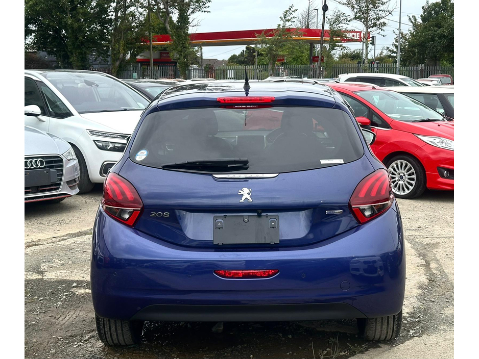 Peugeot 208 5D ALLURE 1.2L Petrol - Automatic (8484) — thumbnail 5