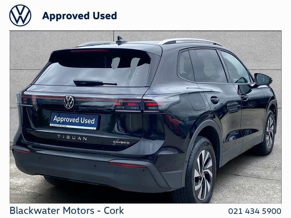 Volkswagen Tiguan 1.5TSI 204BHP EDITION 75 HYBRID AUTOMATIC — thumbnail 14