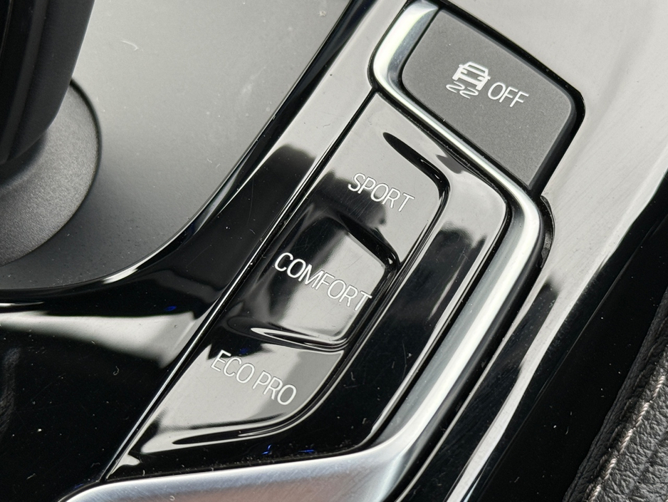 BMW 5 Series 530E M-SPORT 184BHP AUTOMATIC HYBRID *VIRTUAL COCKPIT, REAR VIEW CAMERA, 19 " DIAMOND CUT ALLOYS, PARKING SENSORS FRONT & REAR, MEMORY SEATS, LEATHER UPHOLSTERY, 3 STAGE HEATED SEATS,HEADS UP DISPLAY* — thumbnail 20