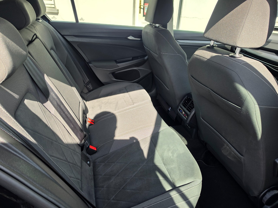 2021 Volkswagen Golf 2L Diesel For Sale Images