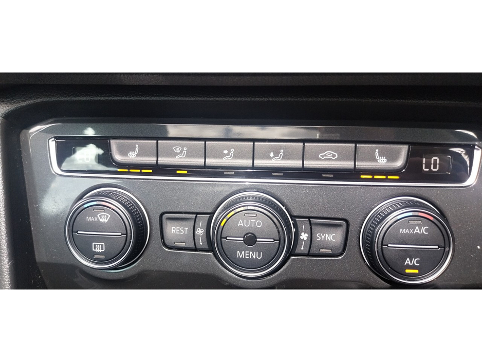 2020 Volkswagen Tiguan 2L Diesel For Sale Images