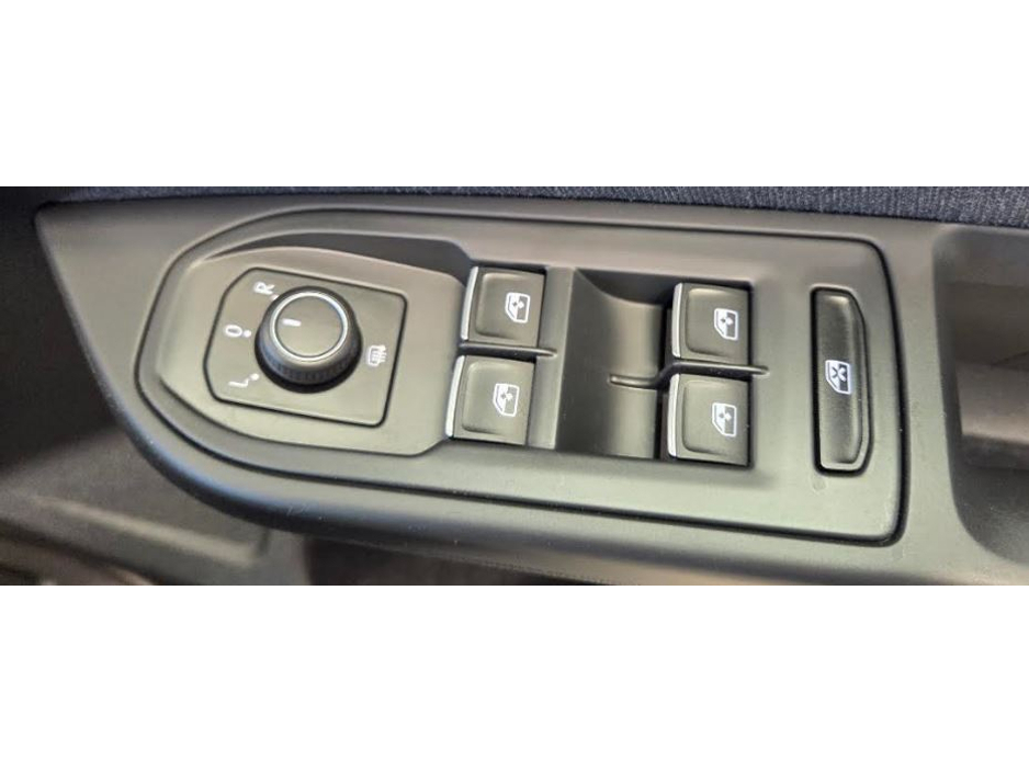 2024 Volkswagen Golf 1L Petrol For Sale Images