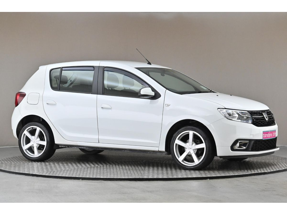 Dacia Sandero 1.0 SIGNATURE 5SPD *17"ALLOYS*REAR PARK SENSORS* — thumbnail 12