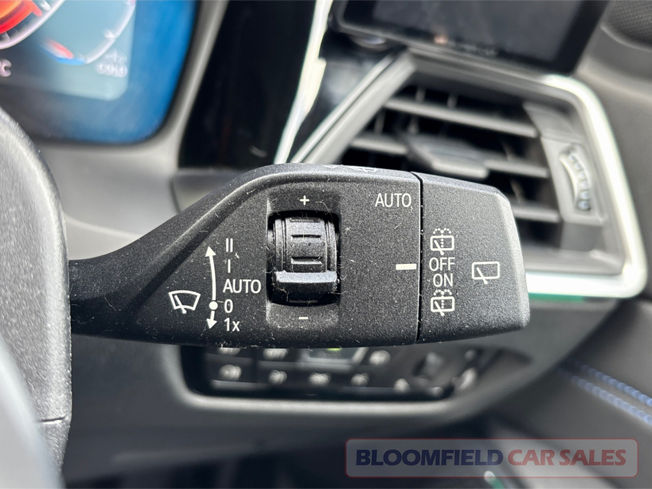BMW 3 Series X-DRIVE, M-SPORT TOURING , AUTO // LOW MILEAGE — thumbnail 28
