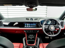 2024 Porsche Cayenne 3L Petrol Plug-in Hybrid For Sale Images