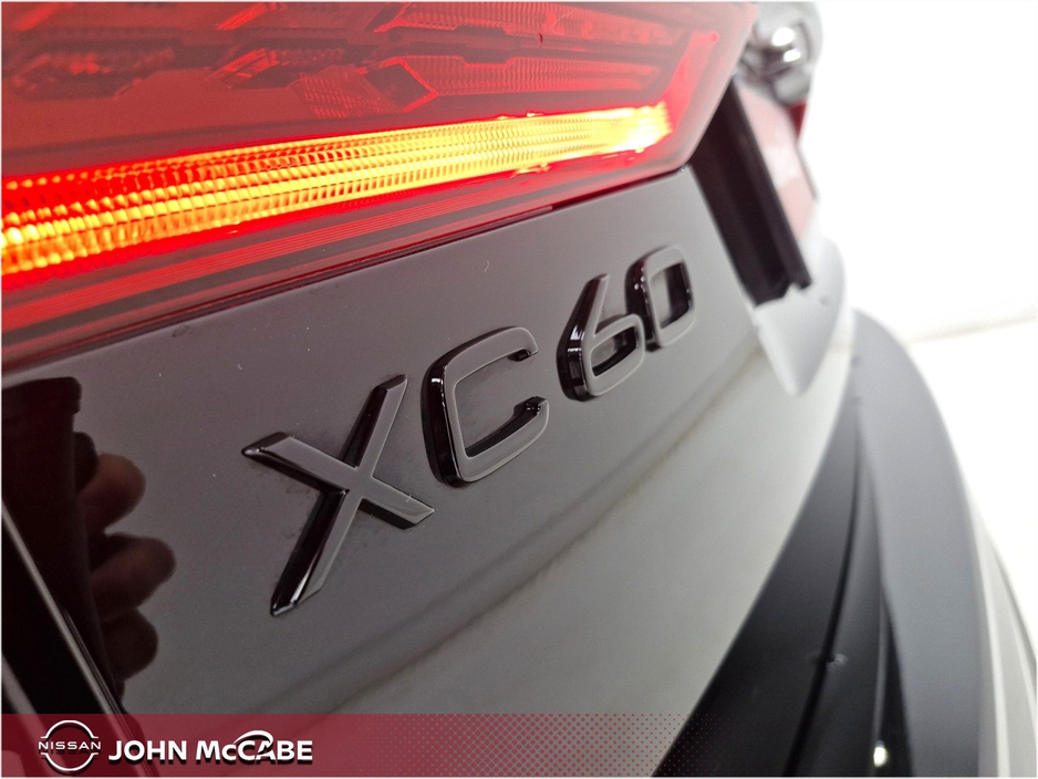 2026 Volvo XC60 2L Petrol Plug-in Hybrid For Sale Images