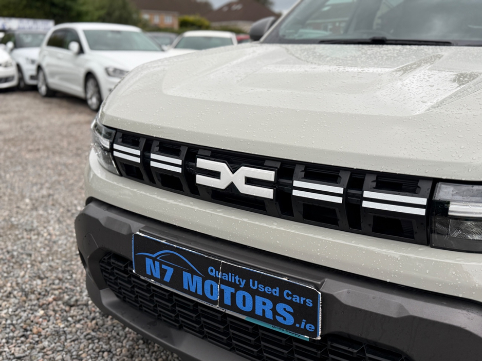 2025 Dacia Duster 1.6L Petrol Hybrid For Sale Images