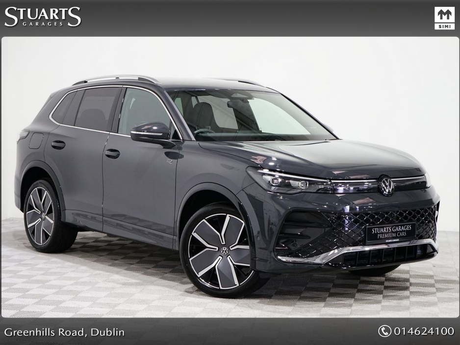 Volkswagen Tiguan TIGUAN R-LINE: URANO GREY WITH TITANIUM BLACK ALCANTARA INTERIOR, 20” LEEDS ALLOYS, ANDROID AUTO