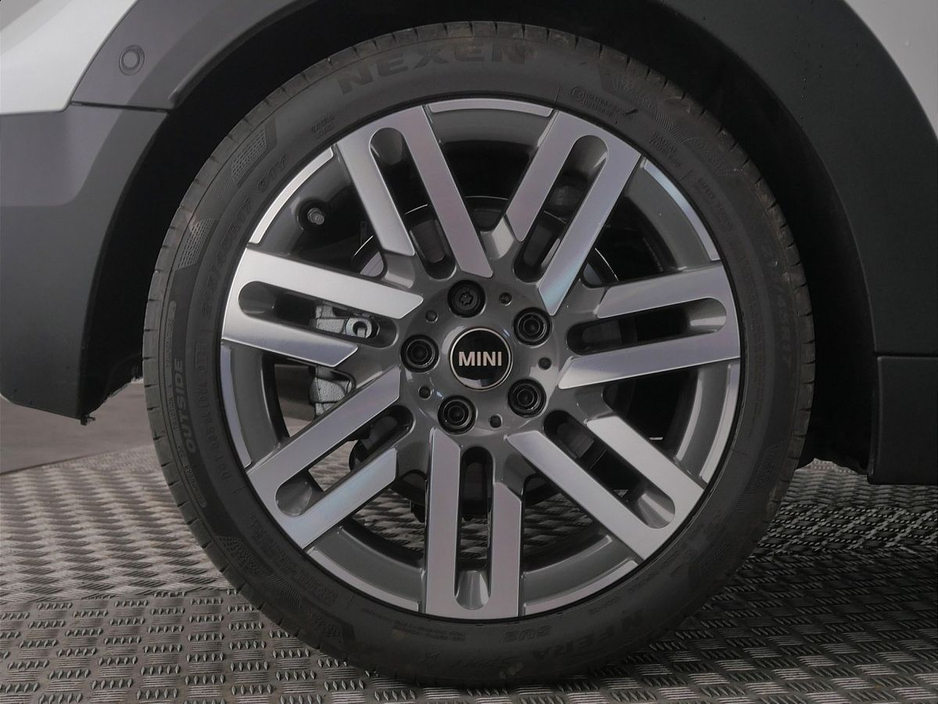 2025 MINI Hatch 2.0L Petrol For Sale Images