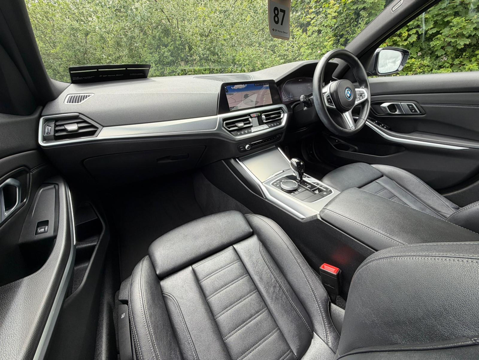 BMW 3 Series 330E XDRIVE M SPORT M PERFORMANCE *1 YEAR WARRANTY* — thumbnail 19
