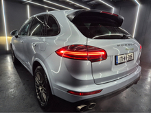 2017 Porsche Cayenne 3L Petrol Plug-in Hybrid For Sale Images