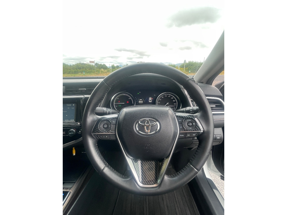 2017 Toyota Camry 2.5L Petrol Hybrid For Sale Images