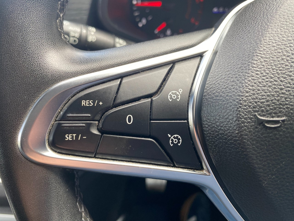 2022 Renault Trafic 2L Diesel For Sale Images