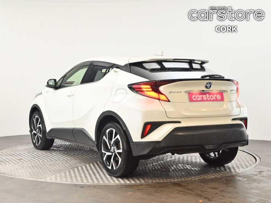 Toyota C-HR 1.8 HYBRID Auto — thumbnail 3