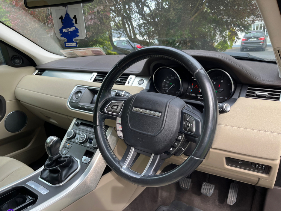 2015 Land Rover Range Rover Evoque 2.2L Diesel For Sale Images