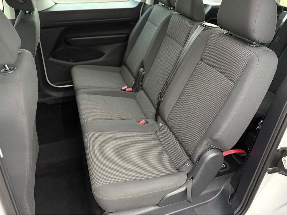 2022 Volkswagen Caddy Maxi Life 2L Diesel For Sale Images