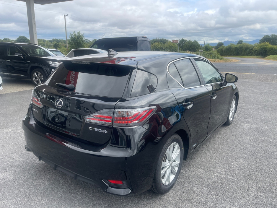 2016 Lexus CT 200 h 1.8L Petrol Hybrid For Sale Images